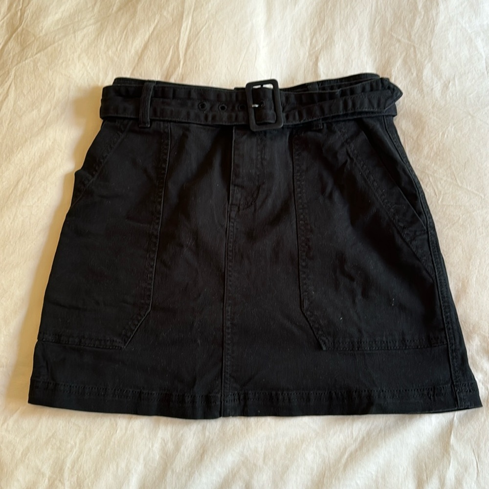Abercrombie cargo mini skirt with belt